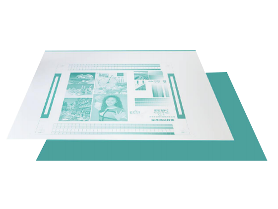 Quelles normes de production les fabricants de plaques PS qualifiés suivent-ils ?